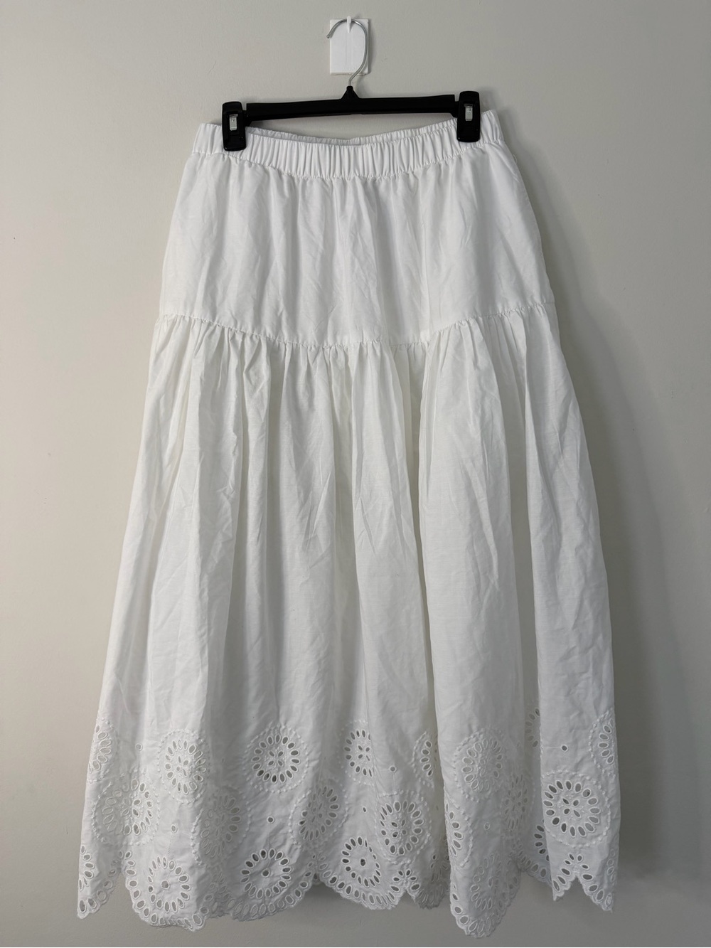 Abercrombie & Fitch White Tiered Eyelet Maxi Skirt - Picture 2 of 4